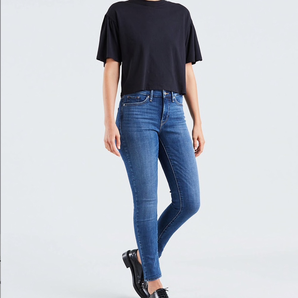 Levis Shaping Skinny Jeans 27